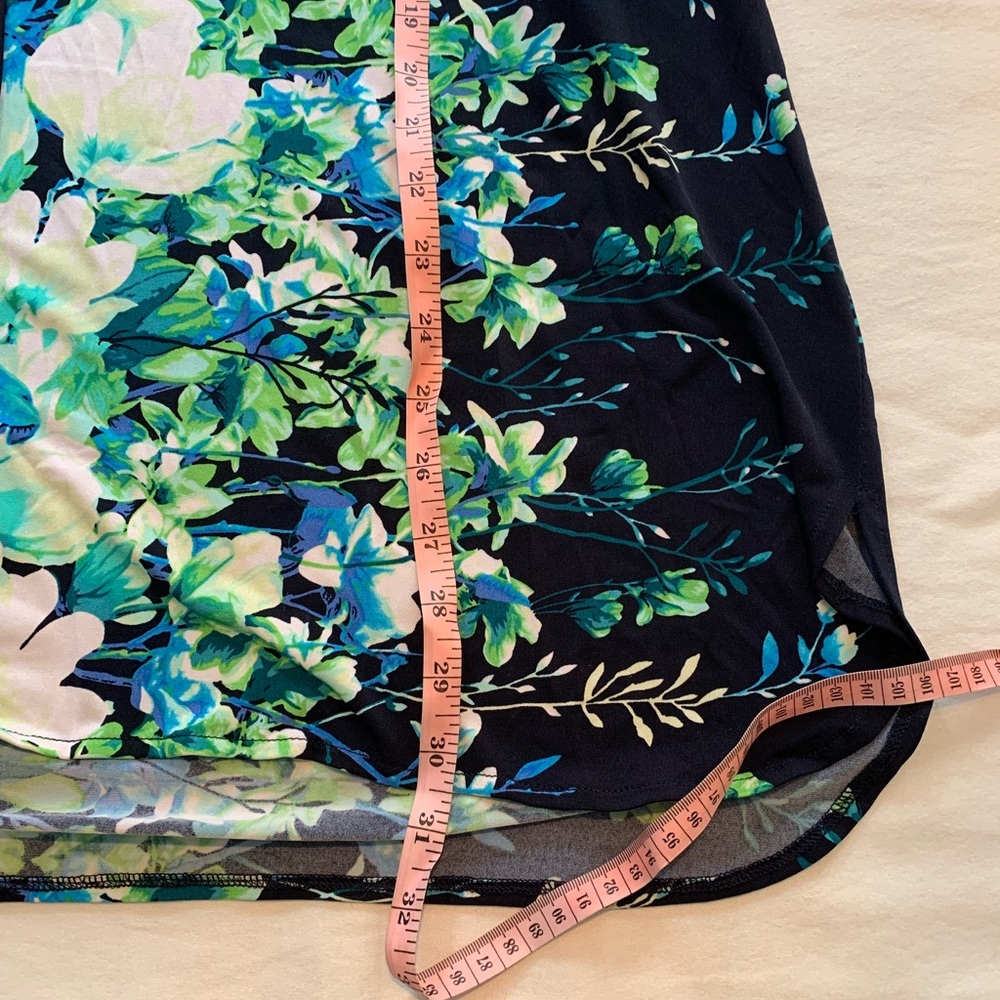TanJay Plus Black and Multicolor top - Picture 6 of 10